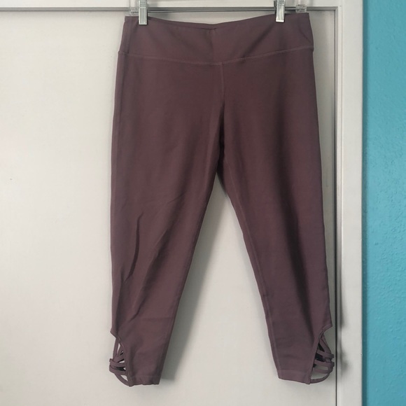 Capri leggings with front inside pocket - Picture 1 of 4